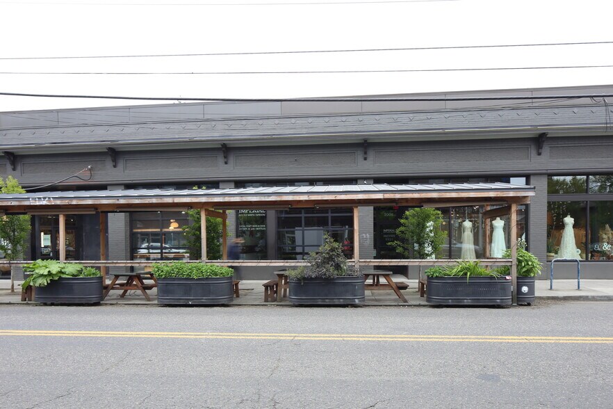 More Photos Of 2000-2016 NE Alberta St, Portland General Retail For Lease