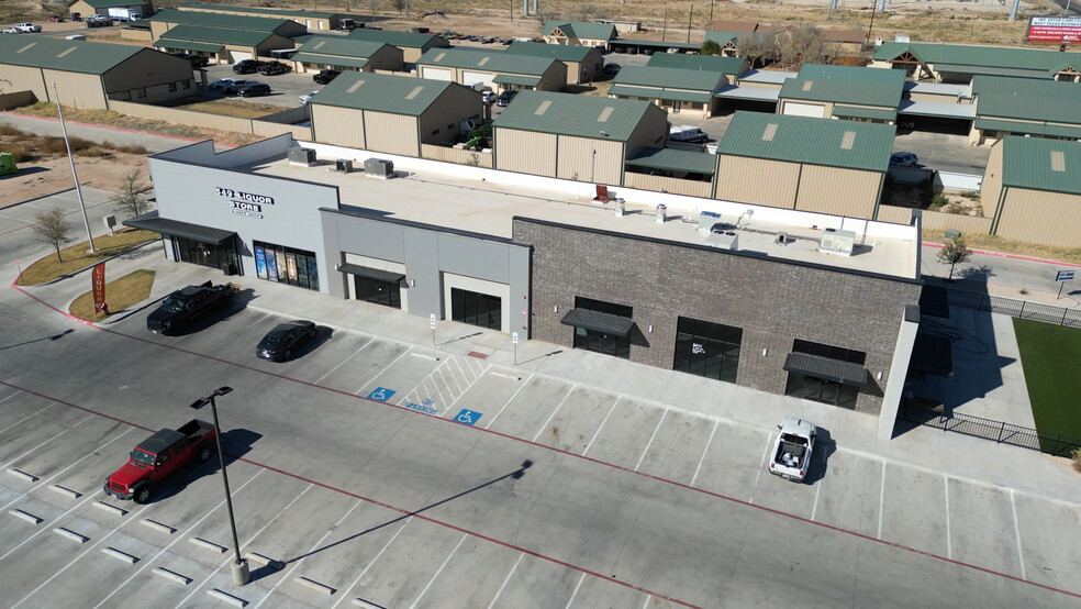 More Photos Of 6409 N Big Spring St, Midland Storefront For Sale