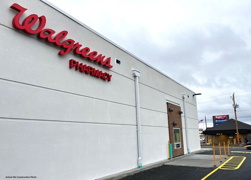 More Photos Of 2920 E 38th St, Indianapolis Drugstore For Sale