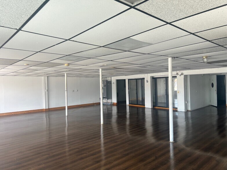 More Photos Of 428 US Highway 27, Moore Haven General Retail For Lease