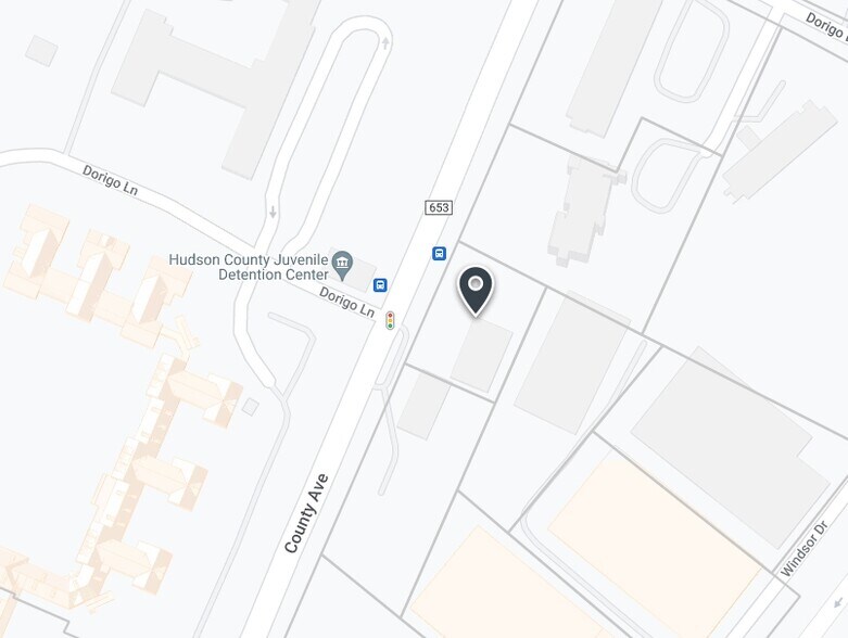 More Photos Of 550 County Ave, Secaucus Showroom For Lease