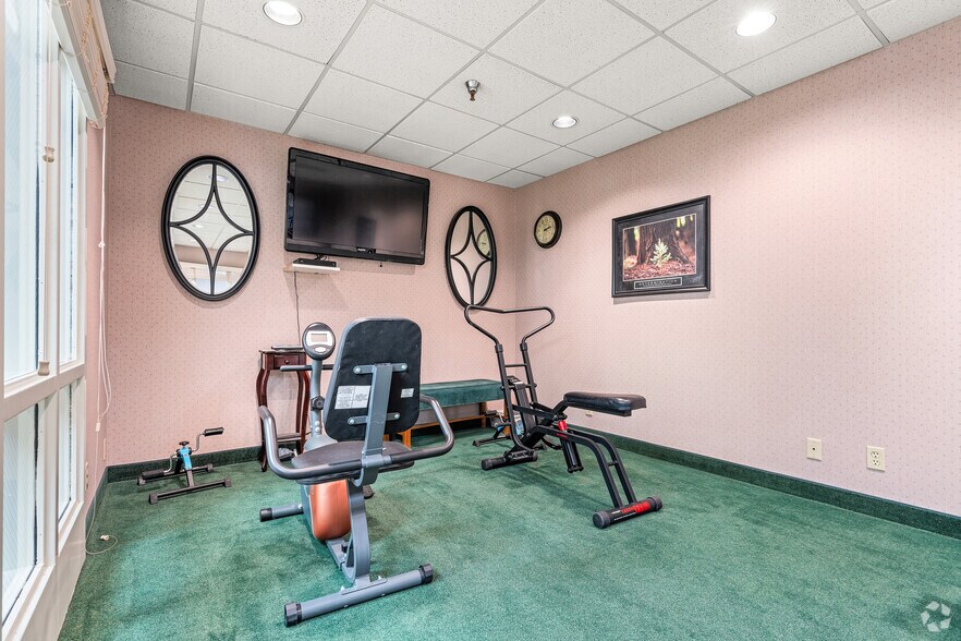 More Photos Of 301 Hartnell Ave, Redding Apartments For Sale