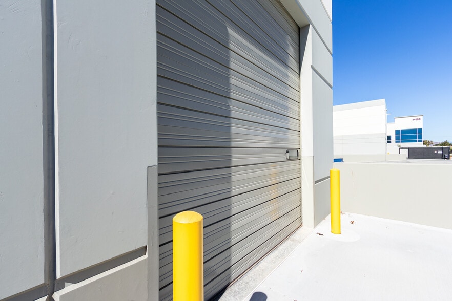 More Photos Of 14280 Rebecca St, Moreno Valley Service For Lease