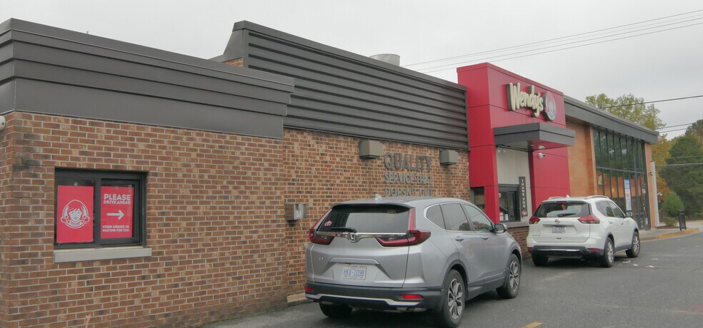 More Photos Of 4805 W Market St, Greensboro Fast Food For Sale