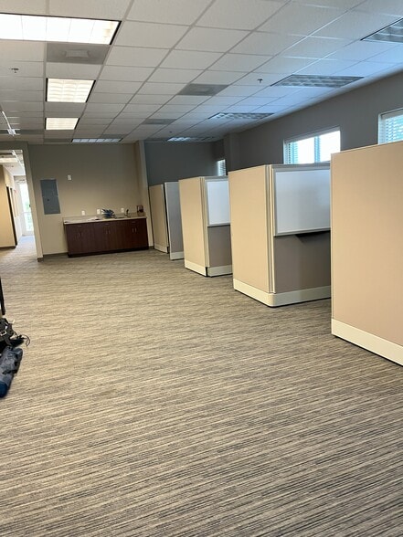 More Photos Of 1909 Beach Blvd, Jacksonville Beach Medical For Sale