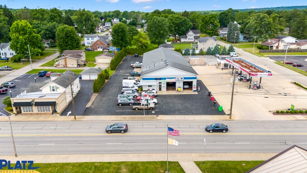 More Photos Of 350 N Main St, Hubbard Auto Repair For Sale