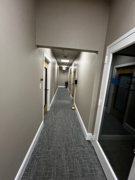 More Photos Of 720-748 Morris Tpke, Short Hills Unknown For Lease