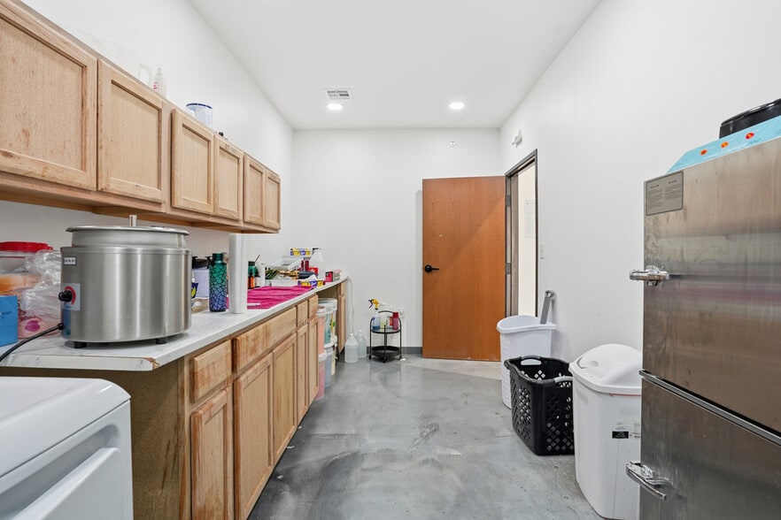 More Photos Of 2251 88 hwy, Claremore Storefront For Sale