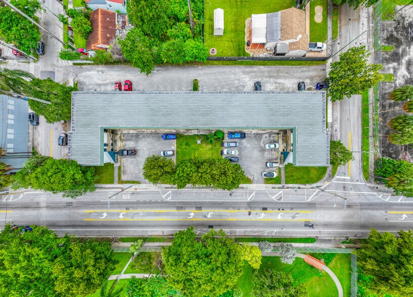 More Photos Of 2629 NW 17th Ave, Miami Apartments For Sale