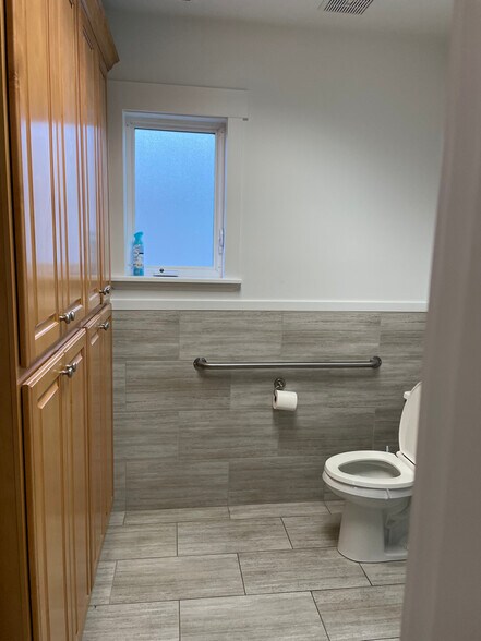 More Photos Of 1959 N State St, Provo General Retail For Sale