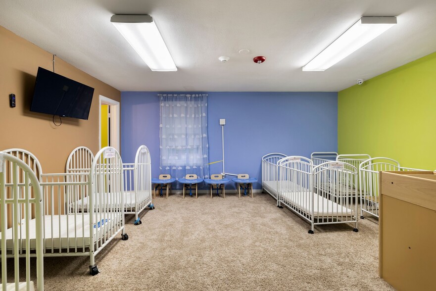 More Photos Of 204 Tibet Ave, Savannah Daycare Center For Sale