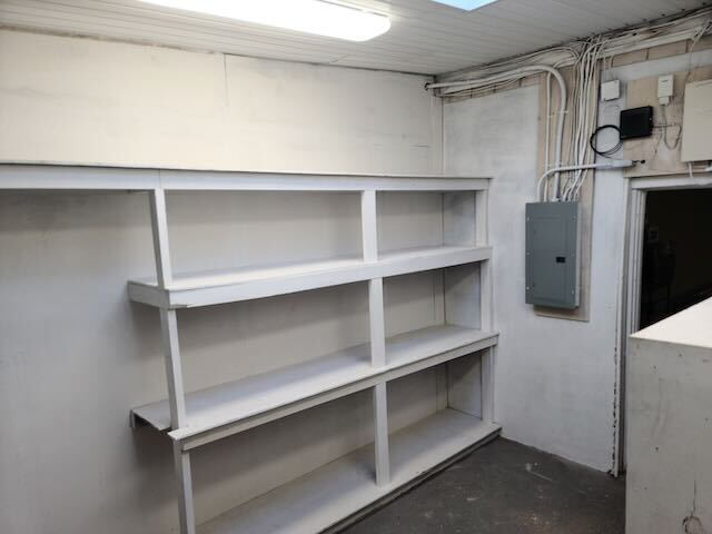 More Photos Of 47 Liberty, Plymouth Warehouse For Lease