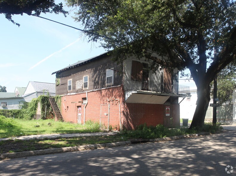 More Photos Of 3334 Washington Ave, New Orleans Storefront Retail Residential For Sale