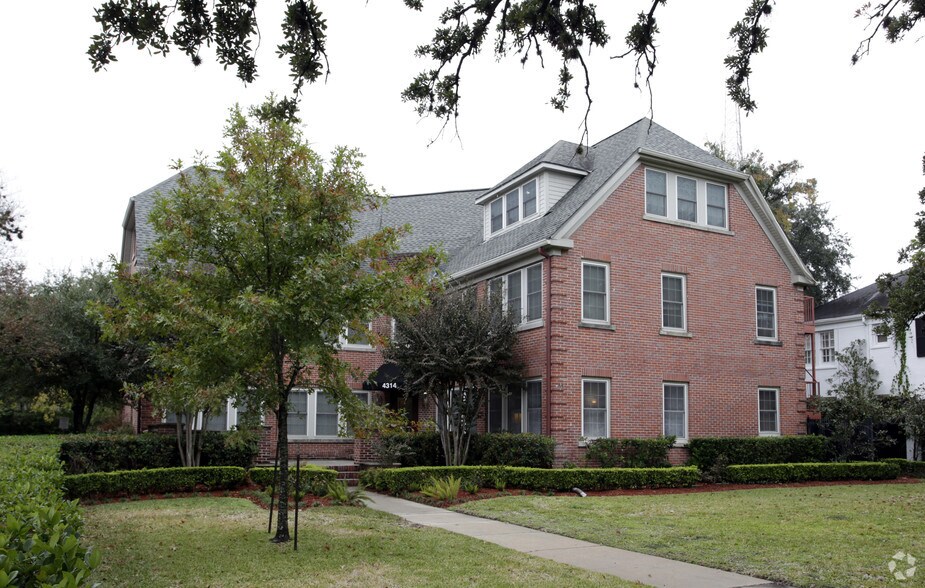 More Photos Of 4314 Yoakum Blvd, Houston Medical For Sale