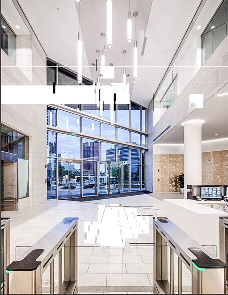 More Photos Of 100 S Charles St, Baltimore Office For Sale