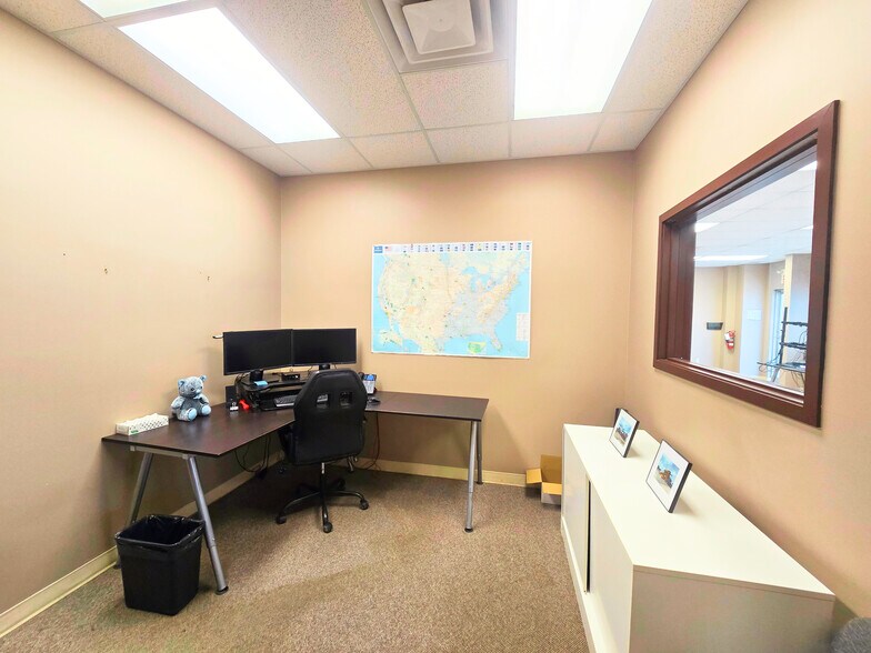 More Photos Of 7703 39 St, Leduc Manufacturing For Sale