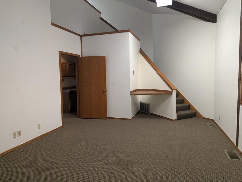 More Photos Of 14777 NE 40th St, Bellevue Office For Lease