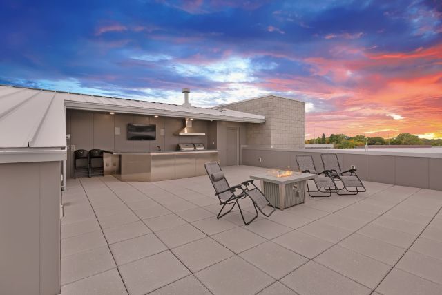 More Photos Of 142 Pit Ln, Pontiac Flex For Sale