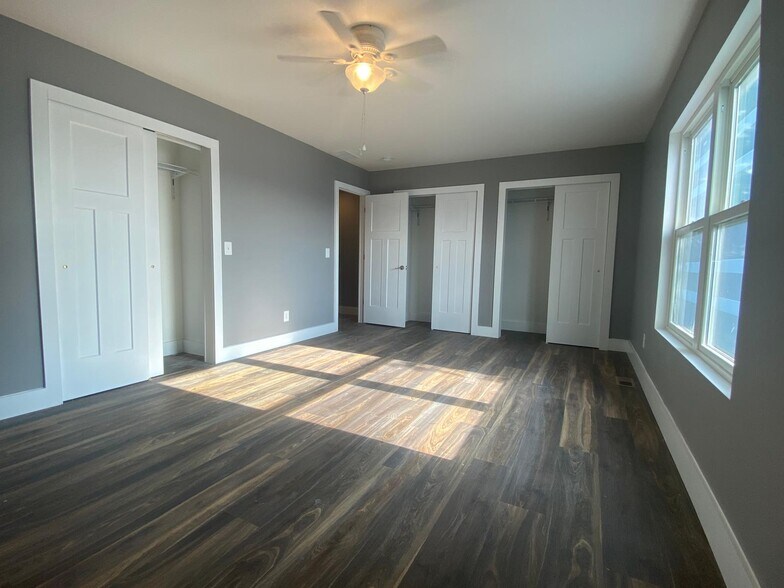 More Photos Of , Cincinnati Multifamily For Sale