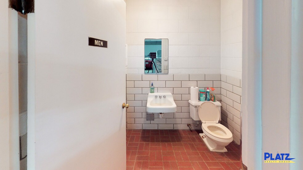 More Photos Of 4304 Youngstown Poland Rd, Youngstown Auto Dealership For Sale