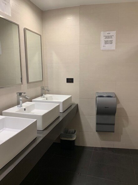 More Photos Of 40 Broad St, New York Apartments For Lease