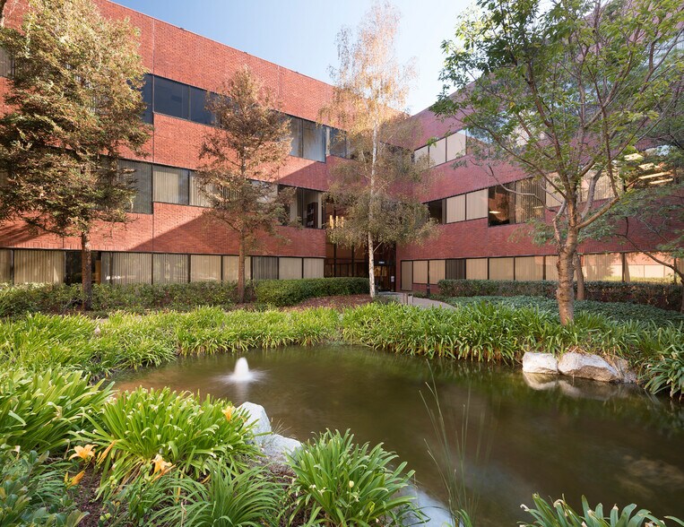 Primary Photo Of 39899 Balentine Dr, Newark Office For Lease