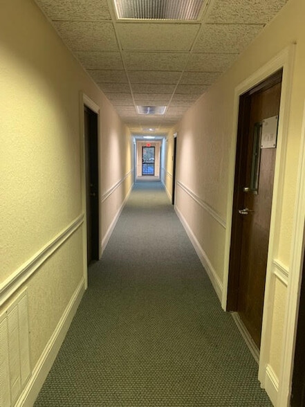 More Photos Of 1300 N Federal Hwy, Boca Raton Medical For Sale