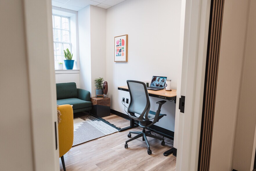 More Photos Of 16 Chambers St, Princeton Medical For Lease