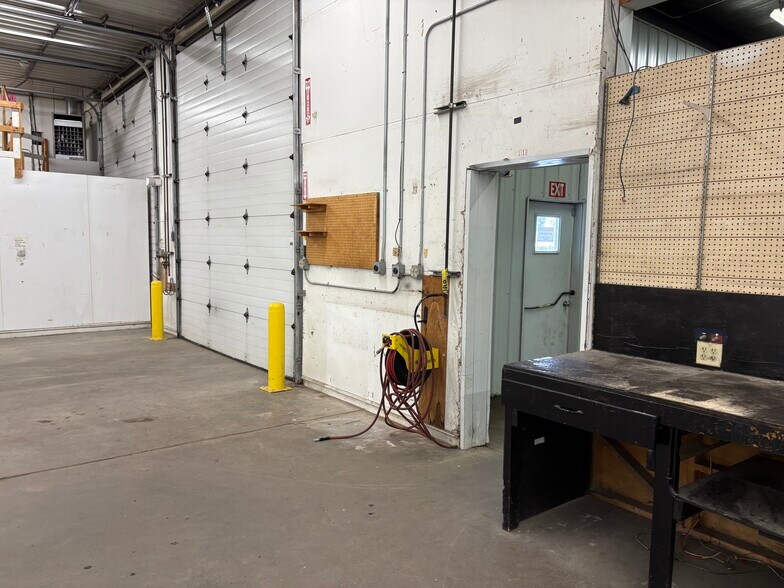 More Photos Of 2905 N Lincoln Rd, Escanaba General Retail For Sale