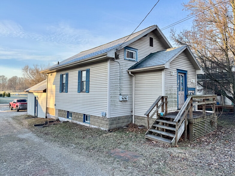 Primary Photo Of 422 W Maple St, Hartville Multifamily For Sale