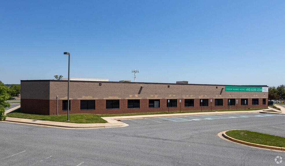 More Photos Of 8029 Corporate Dr, Baltimore Flex For Lease