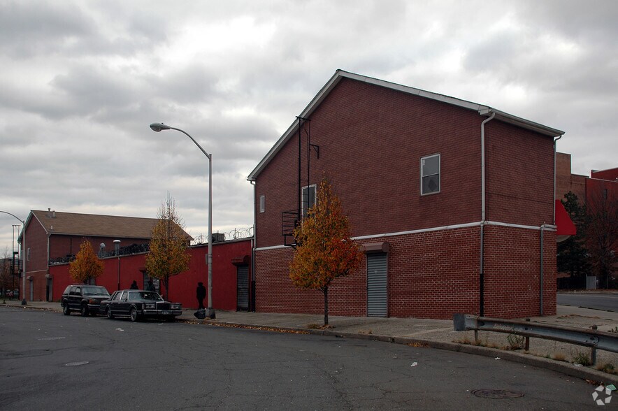 More Photos Of 571-575 Martin Luther King Jr Dr, Jersey City Freestanding For Sale