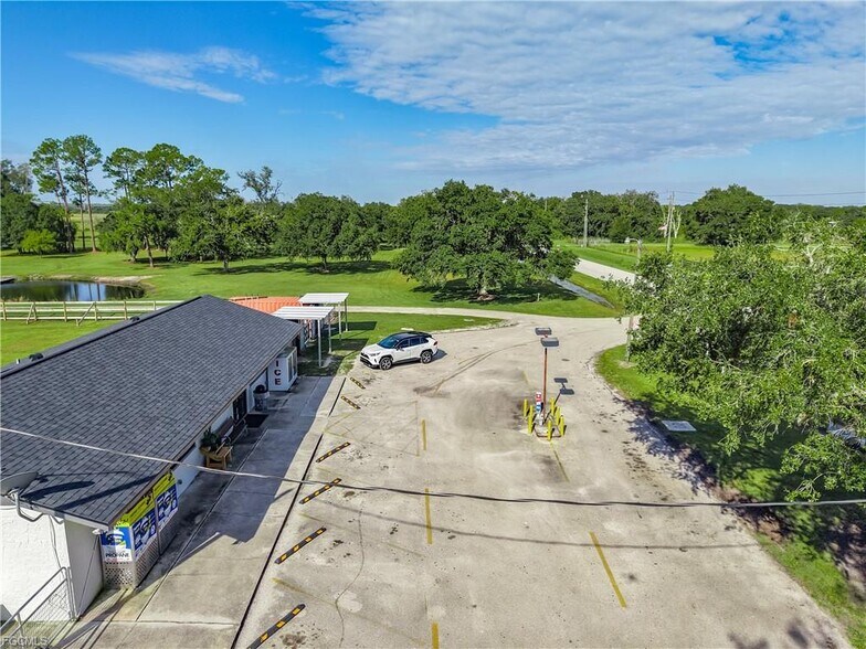 More Photos Of 4443 Loblolly Bay Rd, LaBelle General Retail For Sale