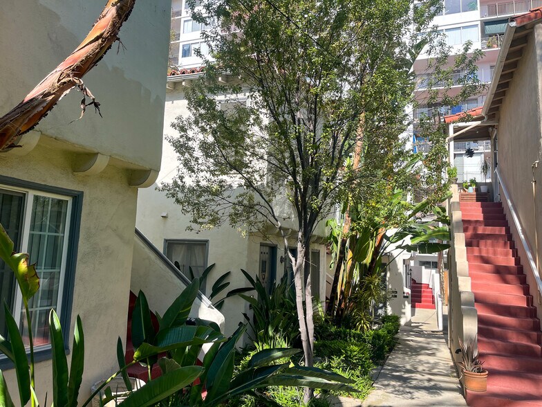 More Photos Of , Los Angeles Multifamily For Sale