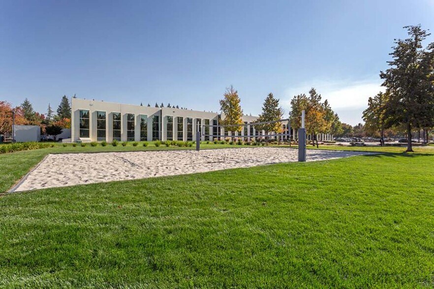 More Photos Of 10860 Gold Center Dr, Rancho Cordova Unknown For Lease