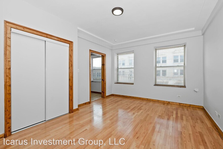 More Photos Of 6237-6245 S Kedzie Ave, Chicago Multifamily For Sale