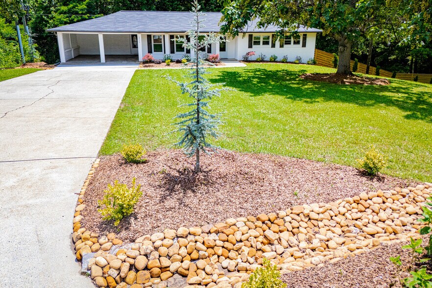 More Photos Of 2932 US-27, Buchanan Office For Sale
