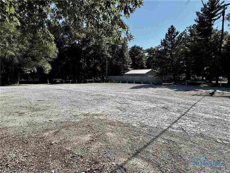 More Photos Of 14475 Power Dam Rd, Defiance Sports And Entertainment For Sale
