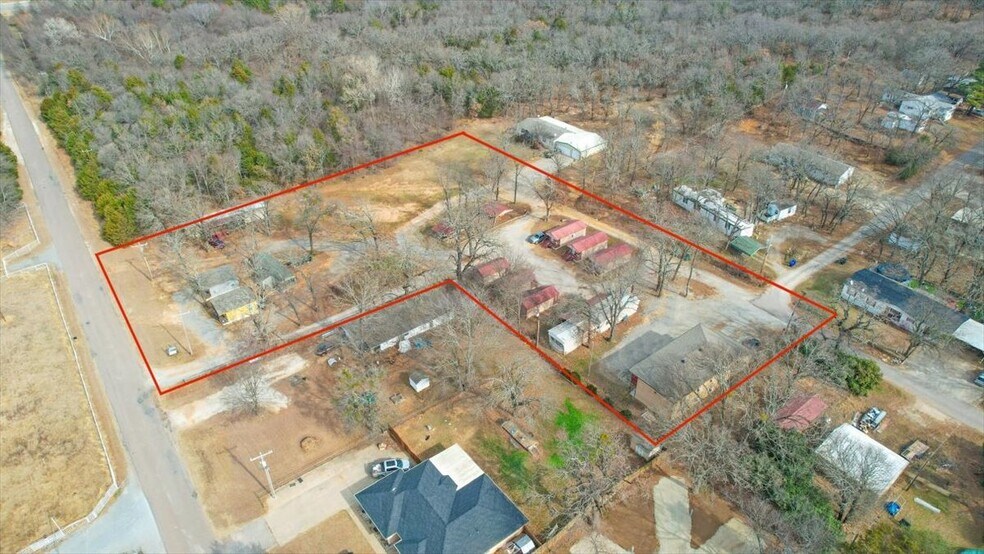 More Photos Of 141 Whippoorwill Dr, Mead Hotel For Sale