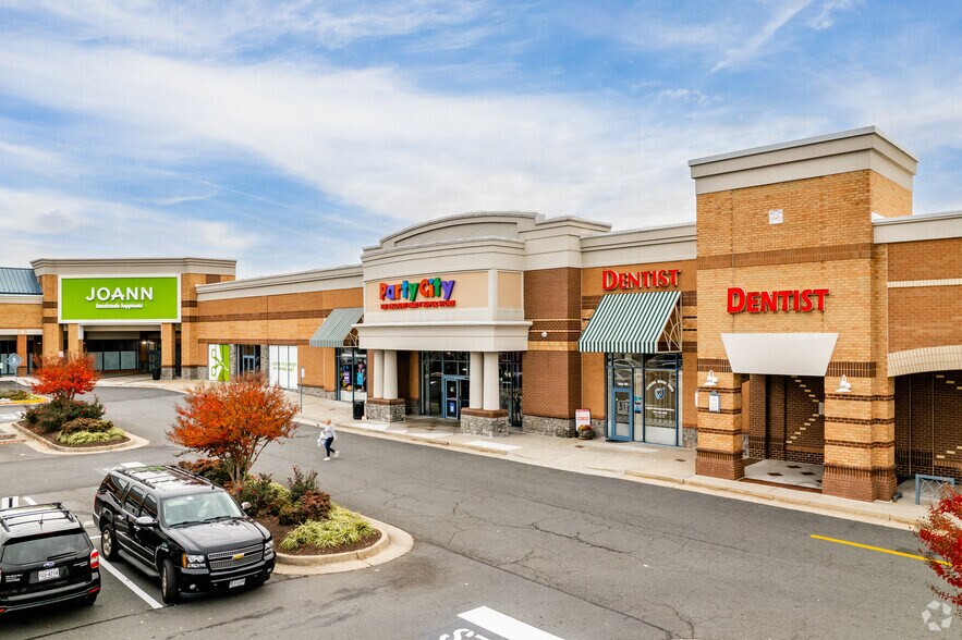 More Photos Of 47100 Community Plz, Sterling Unknown For Lease