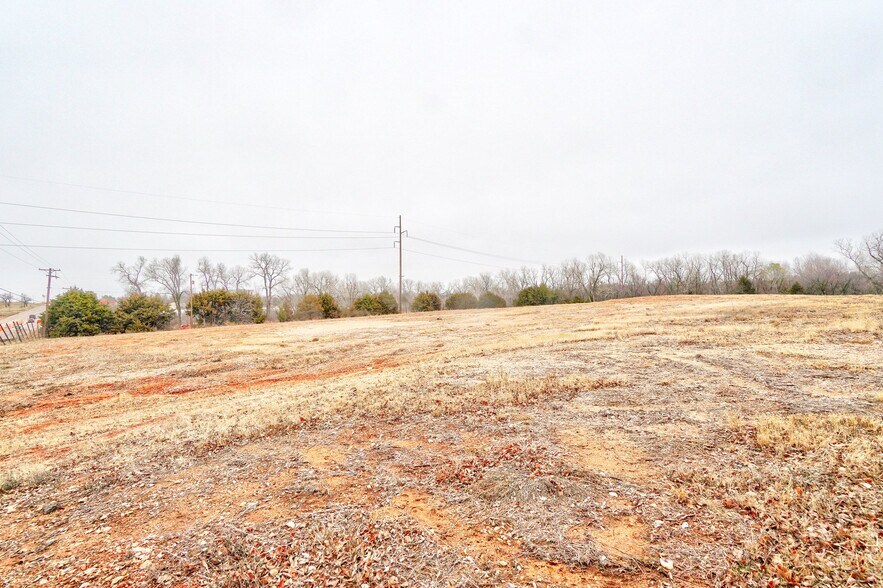 More Photos Of SE/c of SE 36th & Douglas Blvd, Oklahoma City Land For Lease