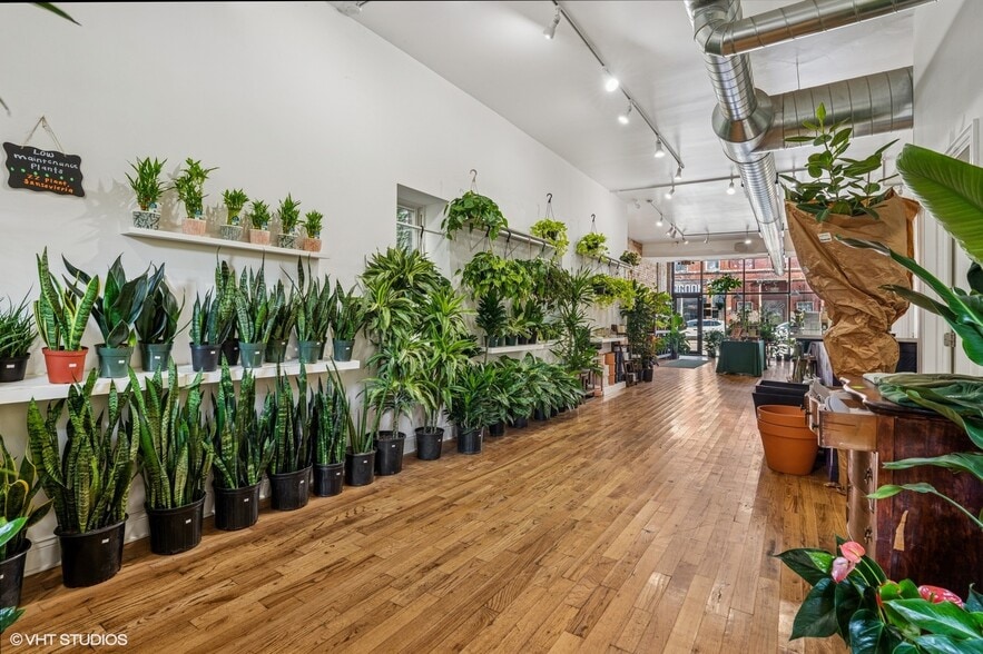 More Photos Of 2321 W North Ave, Chicago Storefront Retail Residential For Lease
