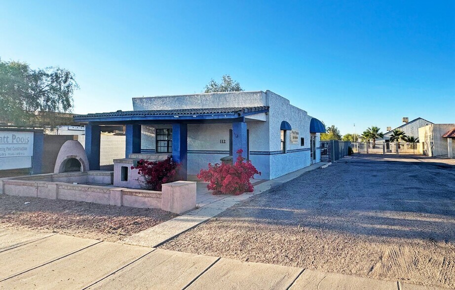 Primary Photo Of 112 E Cottonwood Ln, Casa Grande Service For Sale