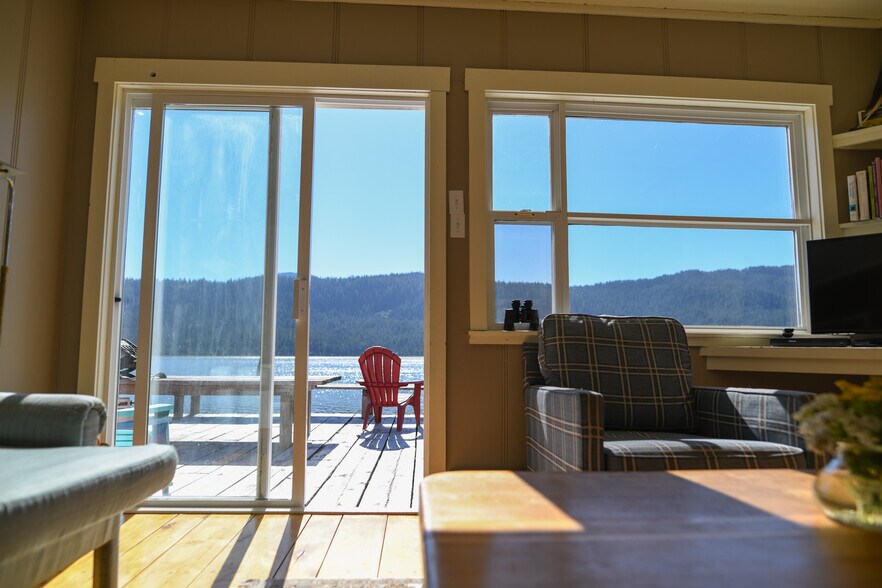 More Photos Of 3900 Skeena Dr, Port Edward Land For Sale