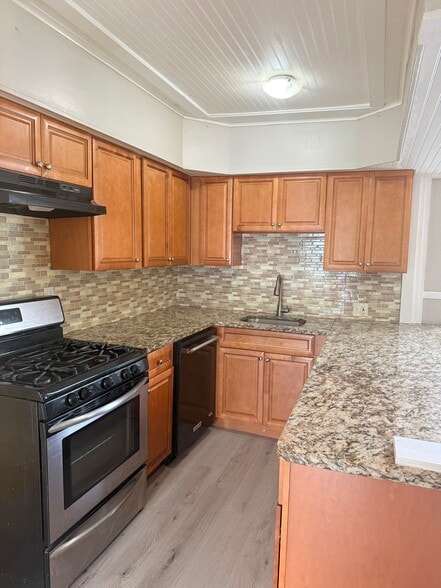 More Photos Of 61-75 Bingley Ter, Johnston Apartments For Sale