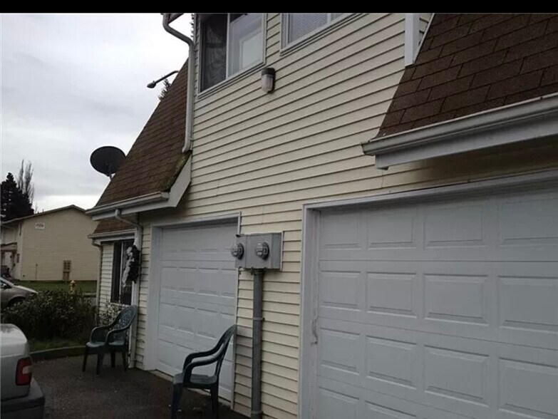 More Photos Of 1019 18th St NE, Auburn Apartments For Sale