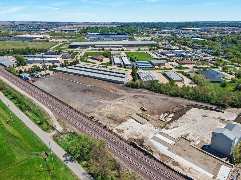 More Photos Of 1324 Fort Jesse Rd, Normal Industrial For Sale