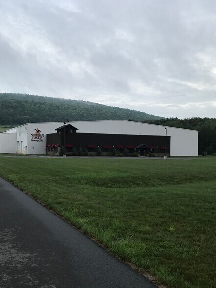 More Photos Of 41 Browne St, Oneonta Warehouse For Lease