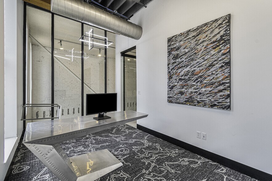 More Photos Of 1209 Harney St, Omaha Office Residential For Sale