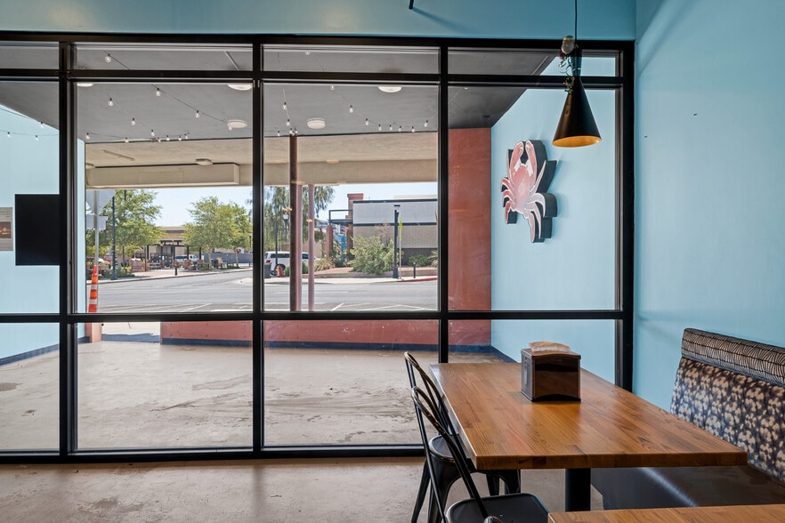 More Photos Of 10-18 W Pacific Ave, Henderson Storefront Retail Office For Sale